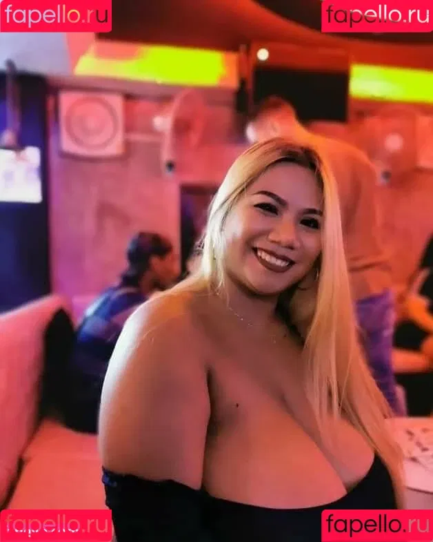SaRa Chubby Onlyfans Photo Gallery 