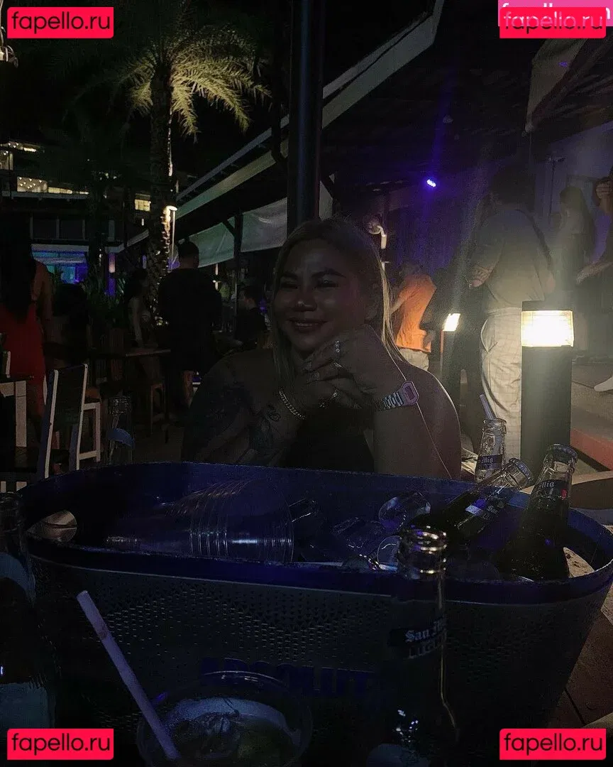 SaRa Chubby Onlyfans Photo Gallery 