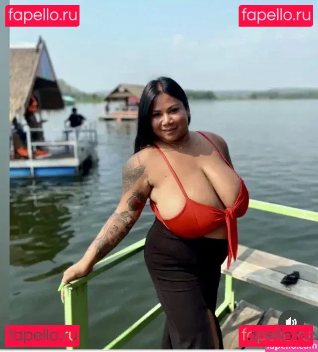 SaRa Chubby Onlyfans Photo Gallery 