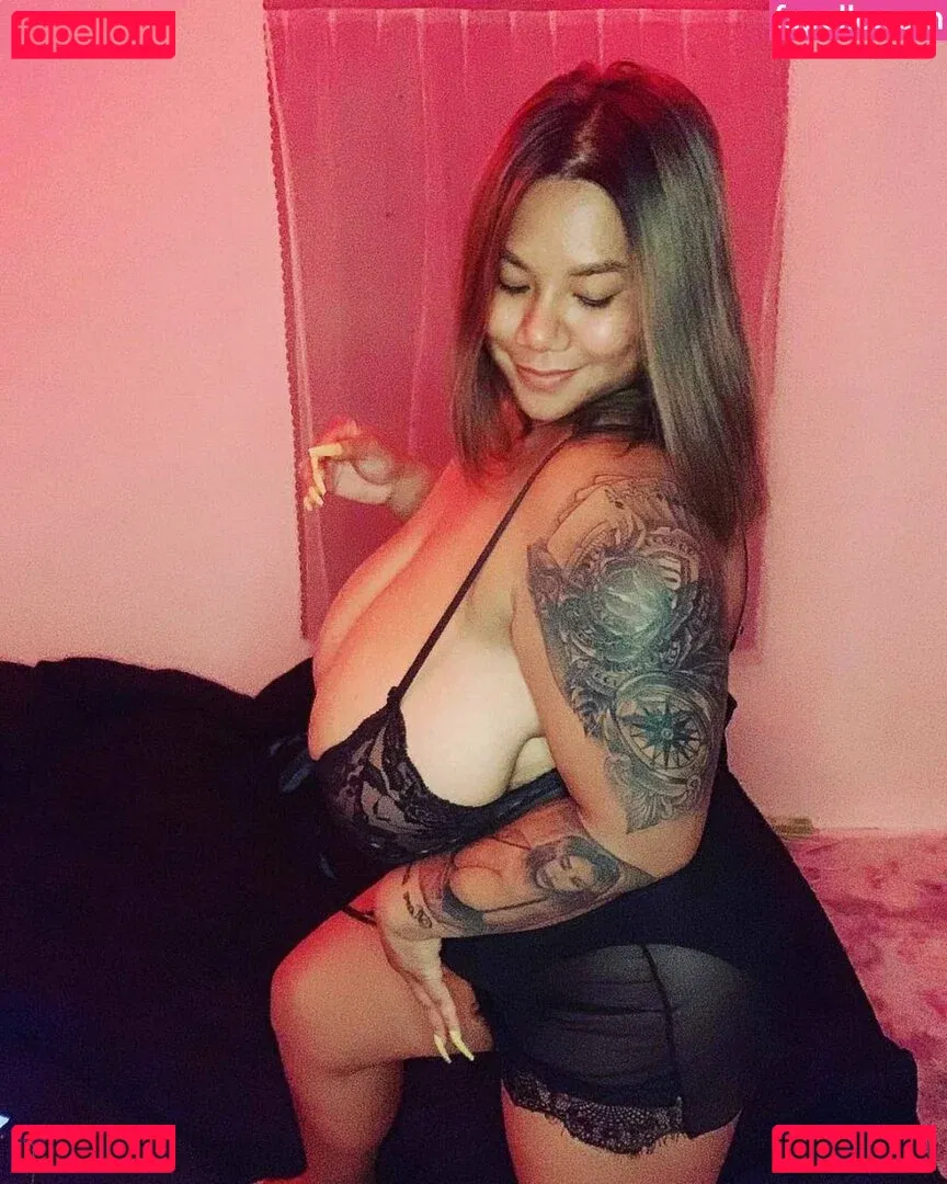 SaRa Chubby Onlyfans Photo Gallery 