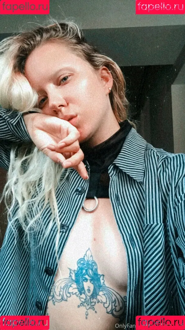 obs.cure Onlyfans Photo Gallery 
