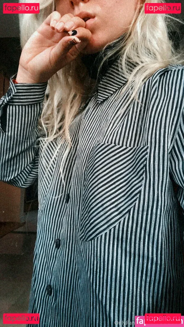 obs.cure Onlyfans Photo Gallery 