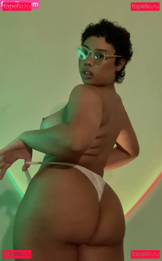 Lanahoku Onlyfans Photo Gallery 