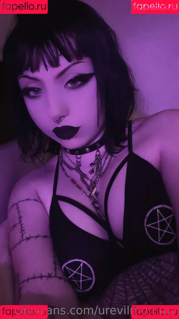 urevilmommy Onlyfans Photo Gallery 