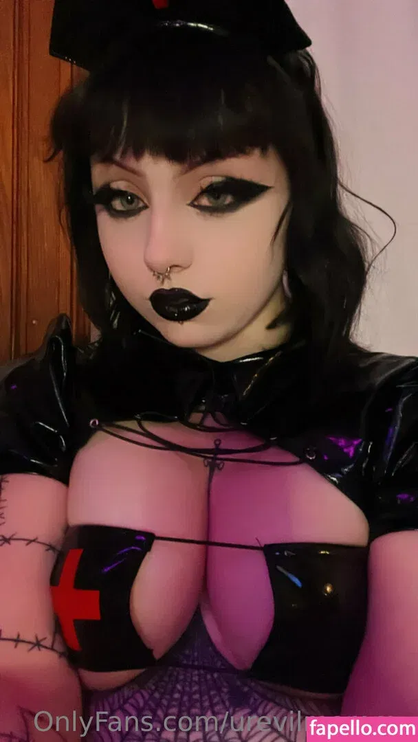 urevilmommy Onlyfans Photo Gallery 