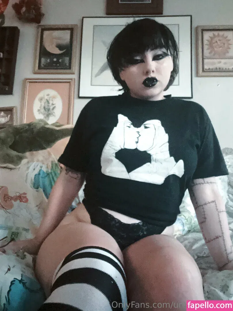 urevilmommy Onlyfans Photo Gallery 