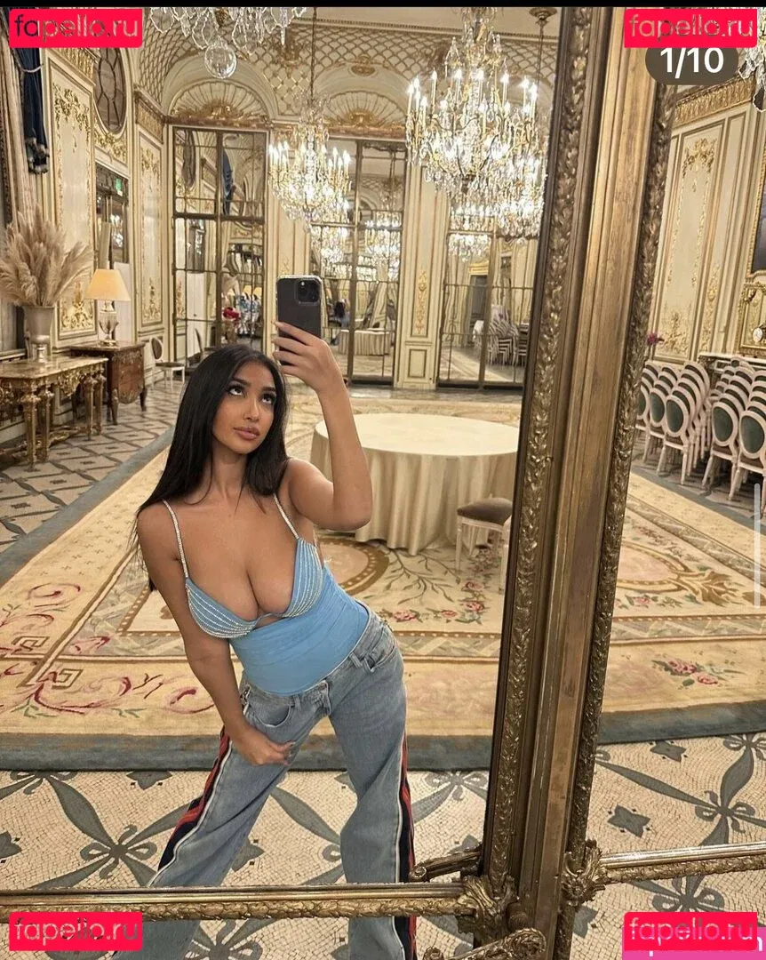 Naomi De Crescenzo Onlyfans Photo Gallery 