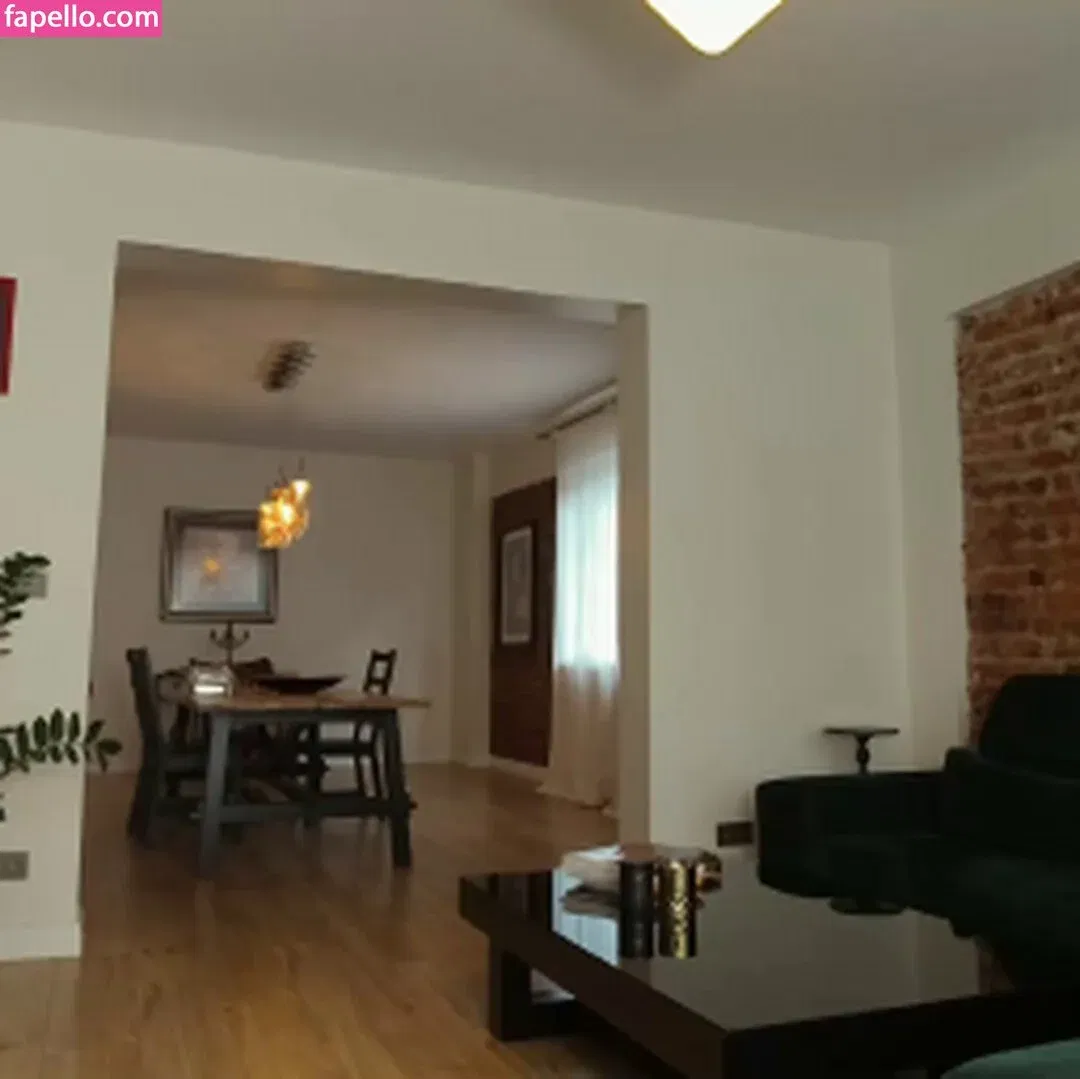 kriss0leoo Onlyfans Photo Gallery 