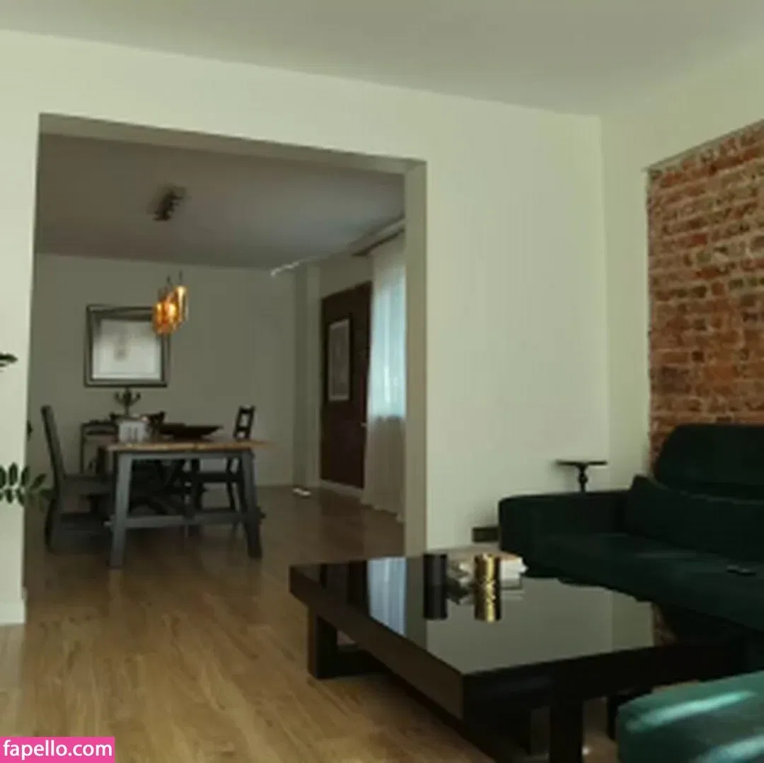 kriss0leoo Onlyfans Photo Gallery 