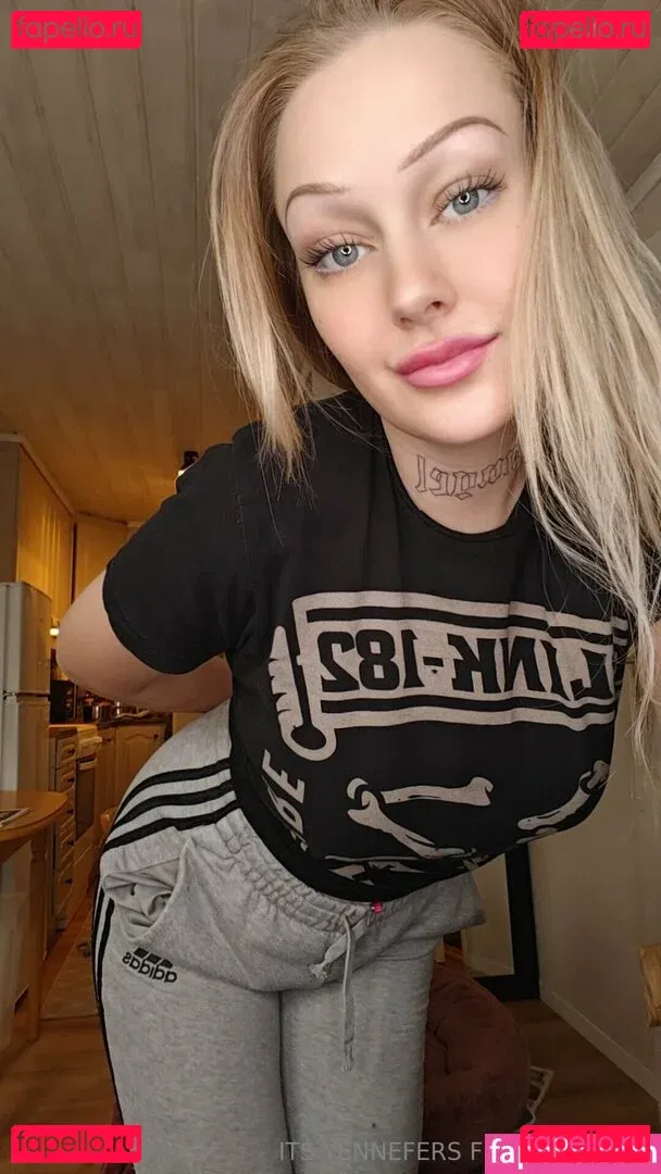 yennefer.free Onlyfans Photo Gallery 