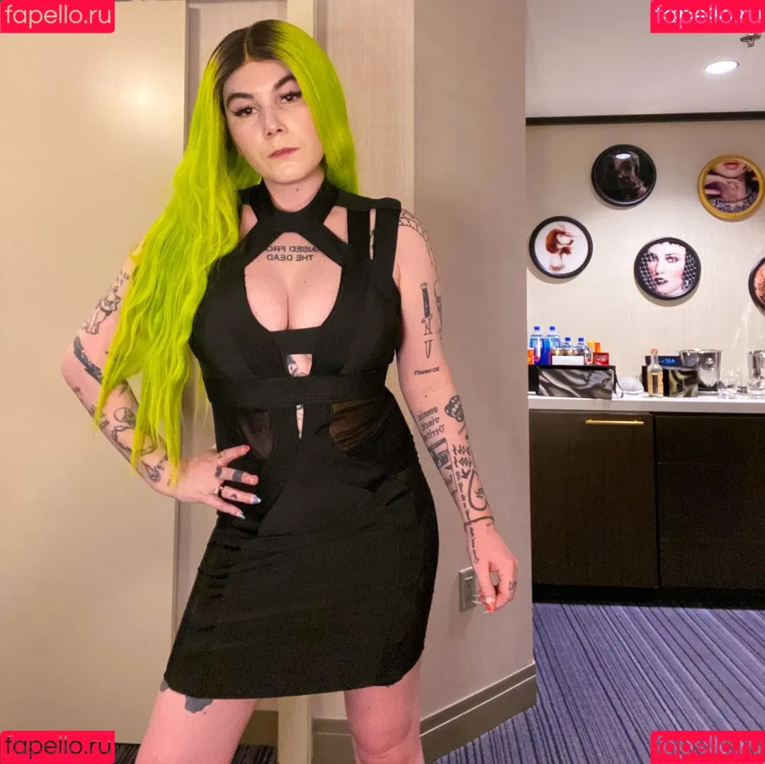 Ready To Glare Onlyfans Photo Gallery 