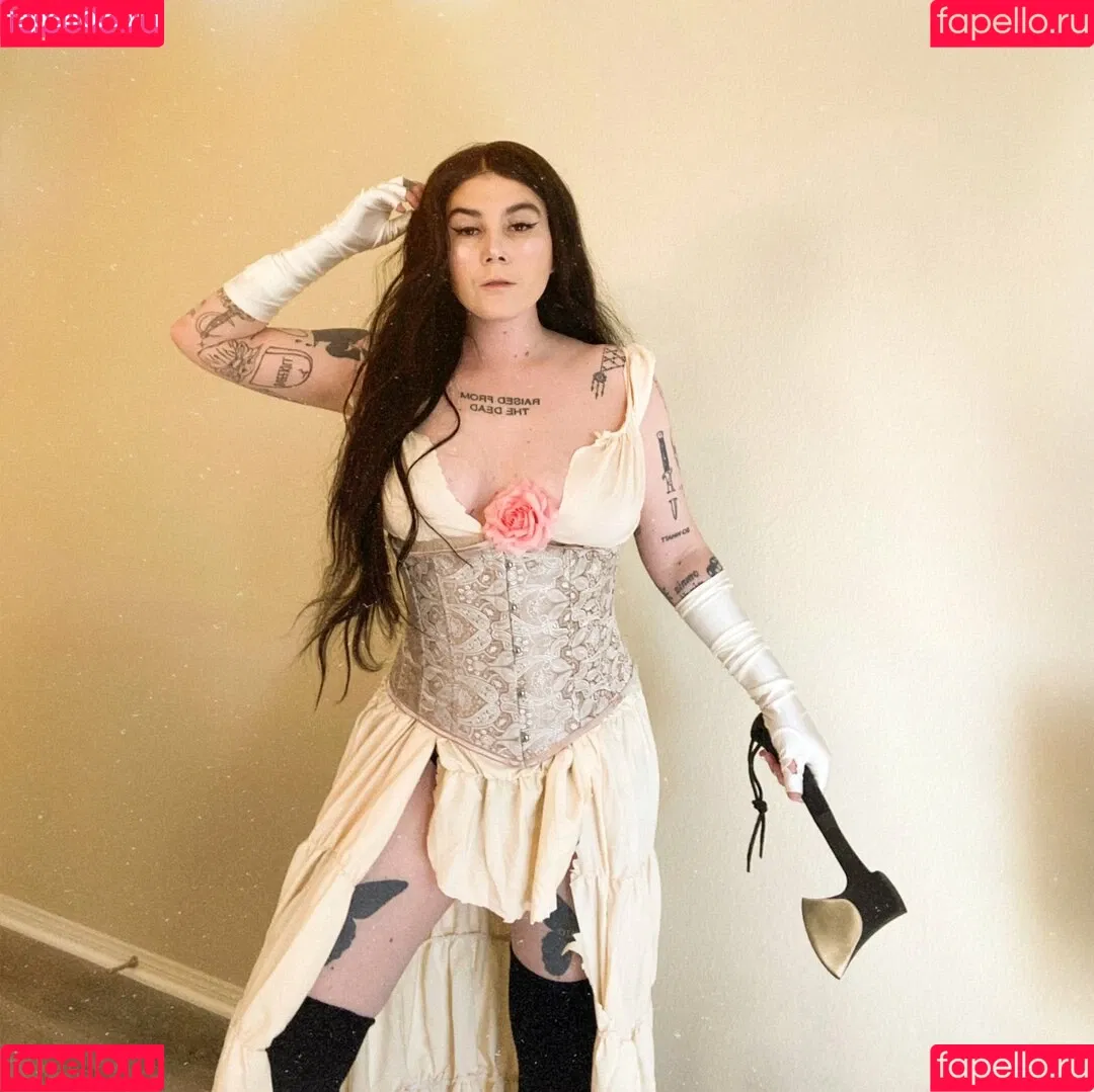 Ready To Glare Onlyfans Photo Gallery 