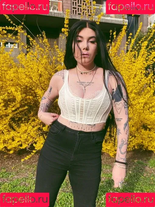 Ready To Glare Onlyfans Photo Gallery 