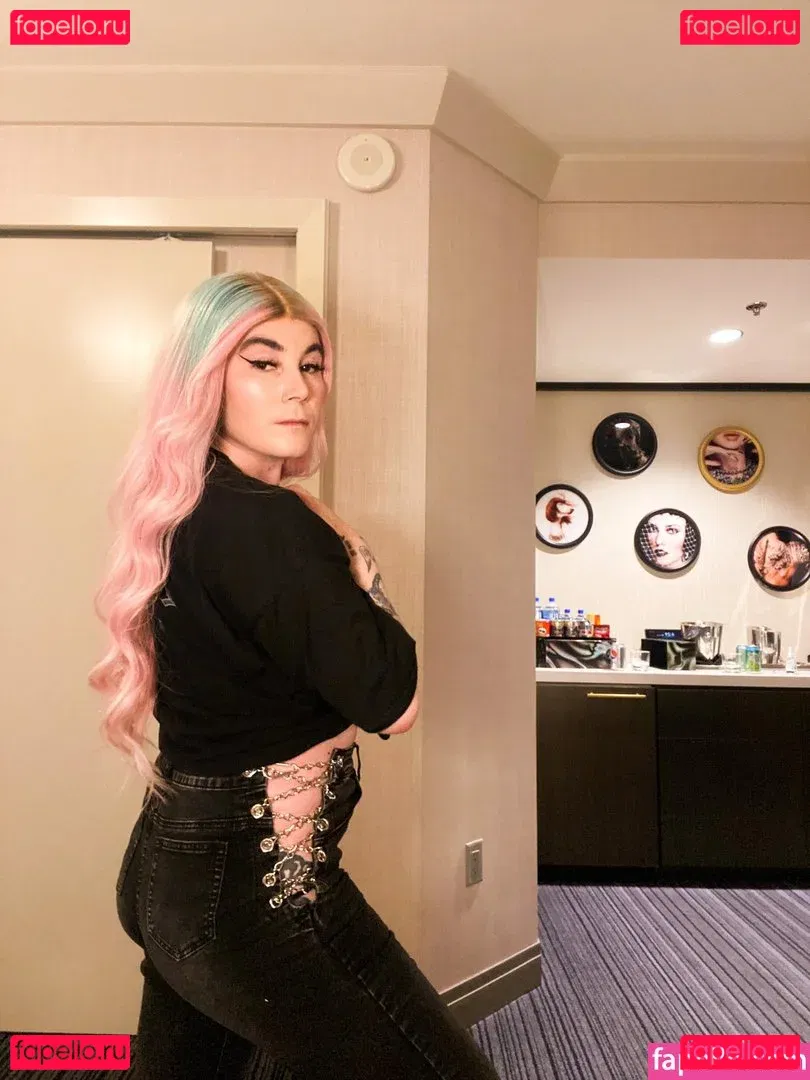 Ready To Glare Onlyfans Photo Gallery 