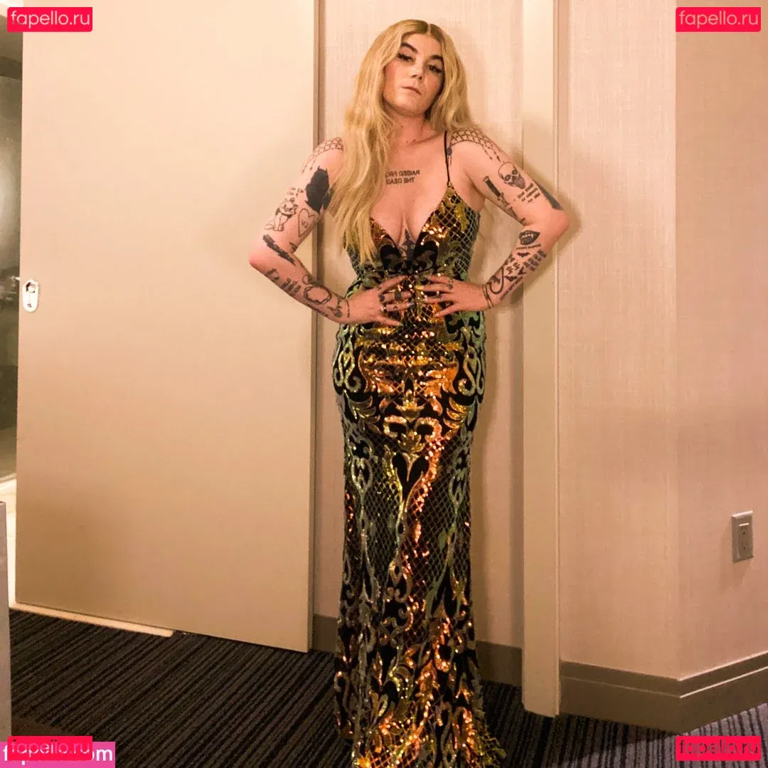 Ready To Glare Onlyfans Photo Gallery 