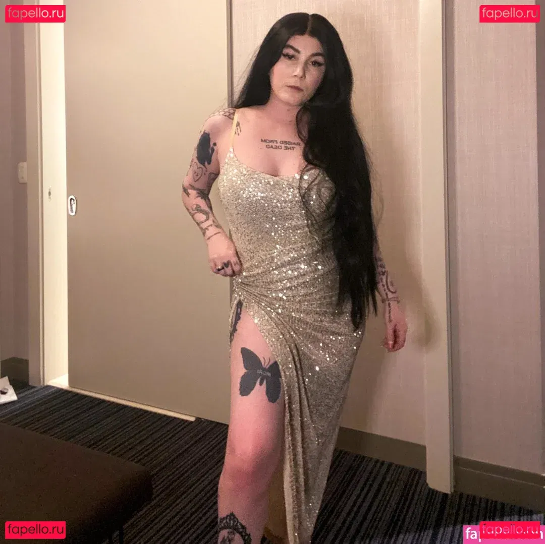 Ready To Glare Onlyfans Photo Gallery 