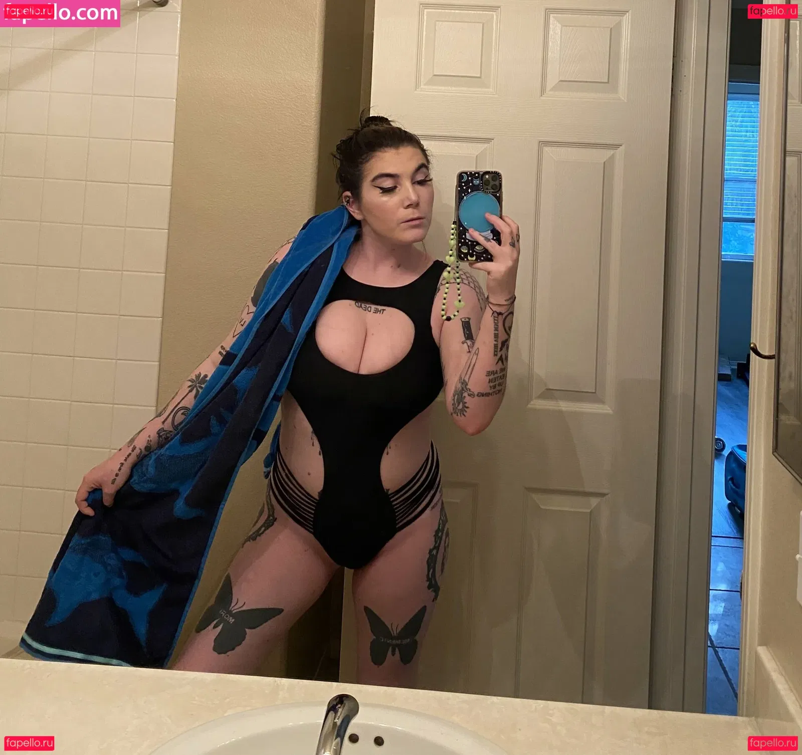 Ready To Glare Onlyfans Photo Gallery 