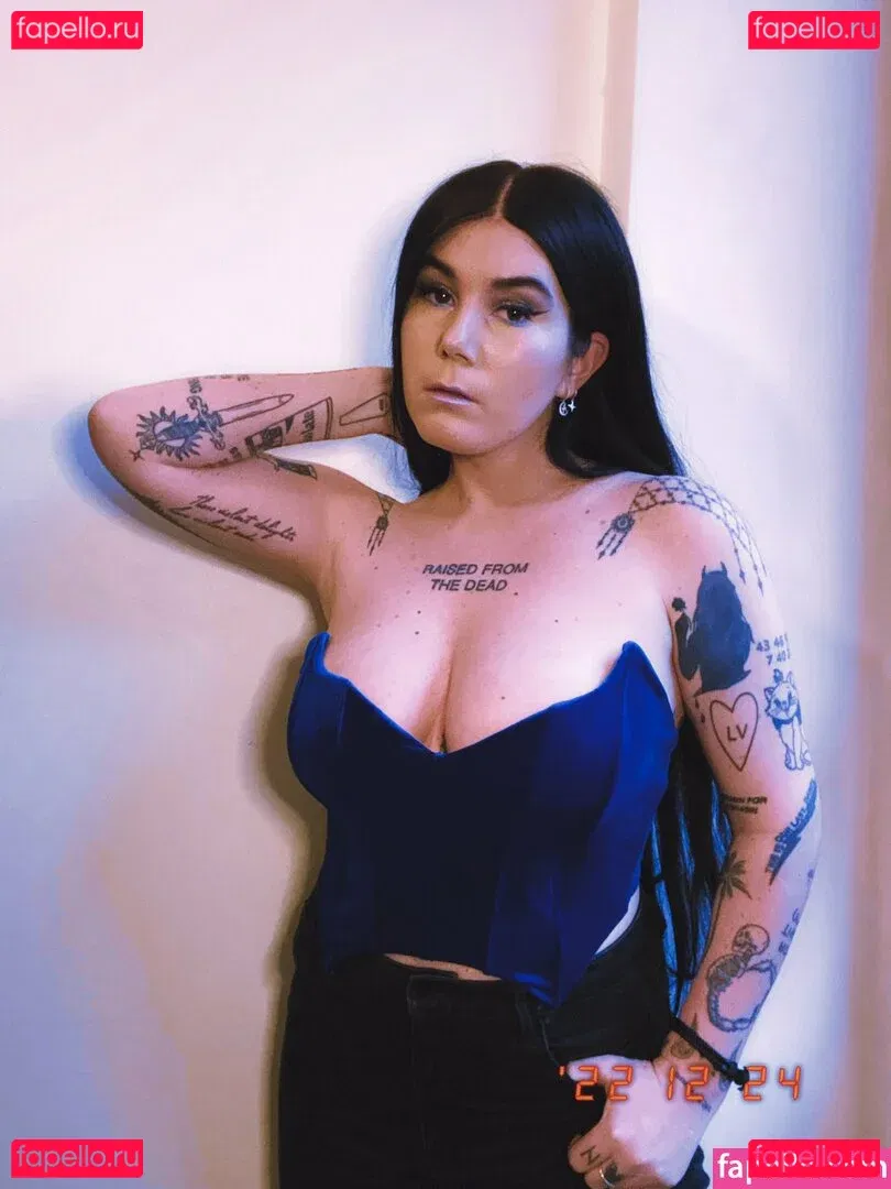 Ready To Glare Onlyfans Photo Gallery 