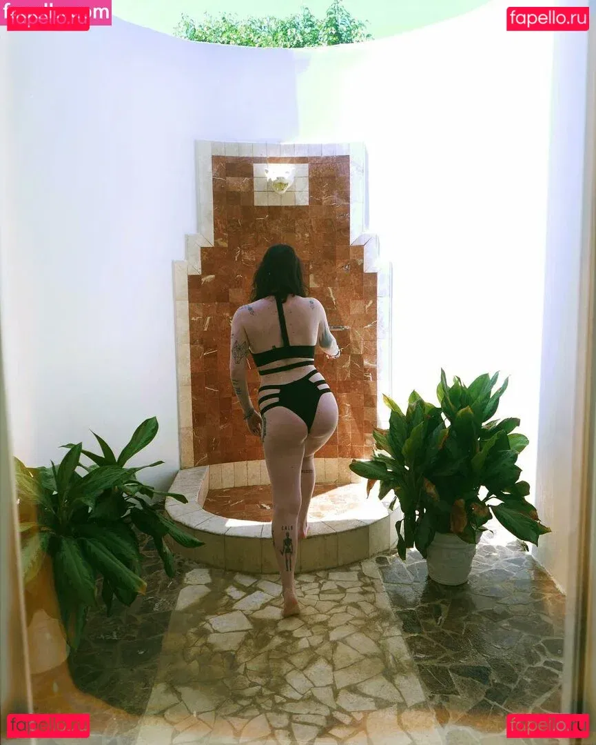 Ready To Glare Onlyfans Photo Gallery 