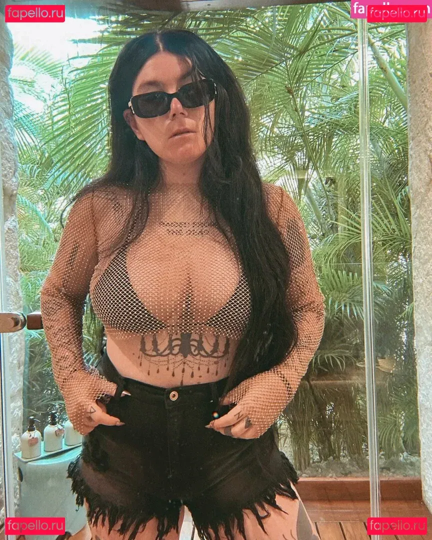 Ready To Glare Onlyfans Photo Gallery 