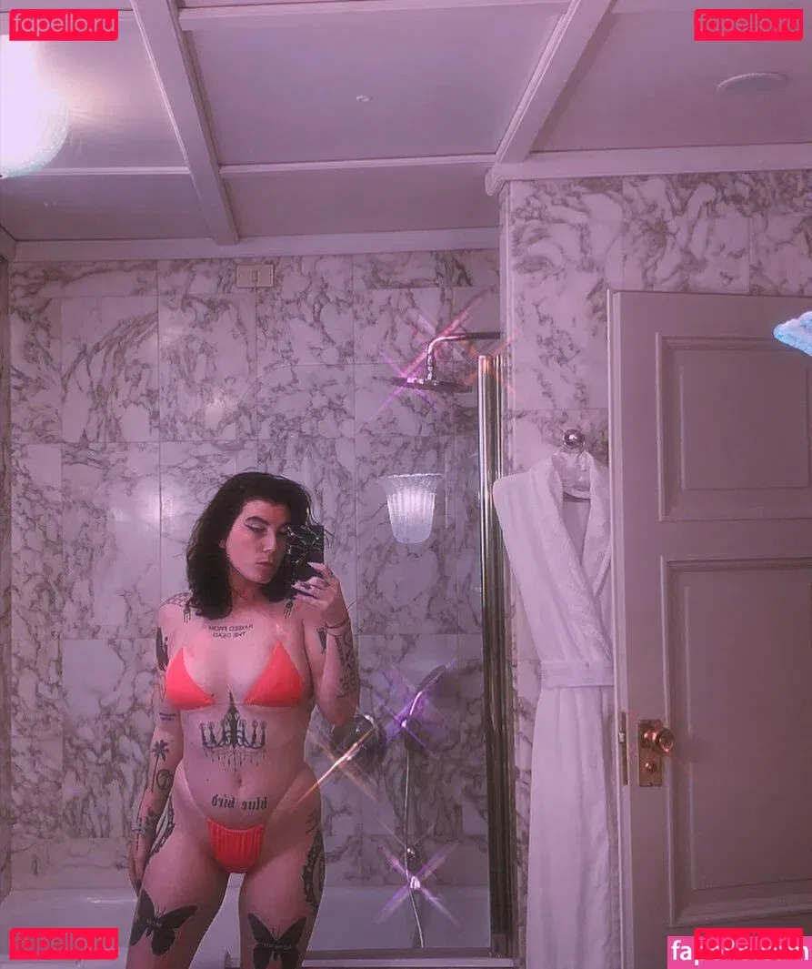 Ready To Glare Onlyfans Photo Gallery 