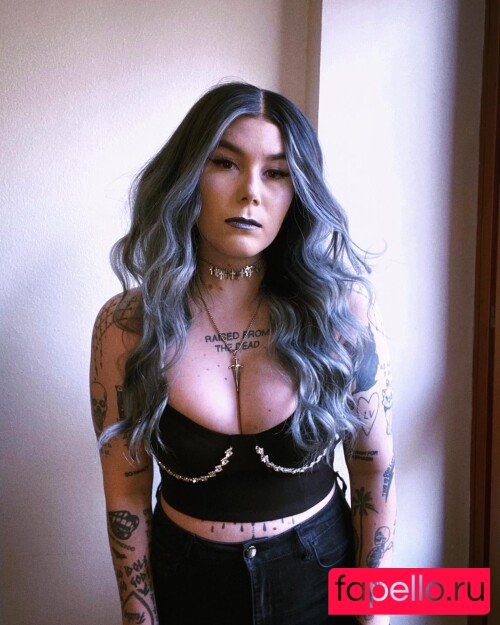 Ready To Glare Onlyfans Photo Gallery 