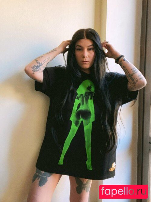 Ready To Glare Onlyfans Photo Gallery 