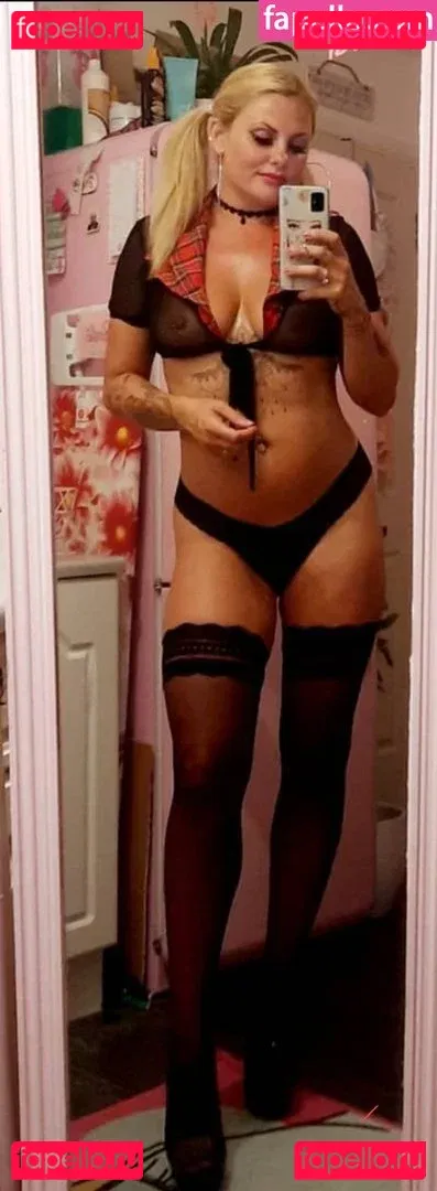 brb_kn Onlyfans Photo Gallery 