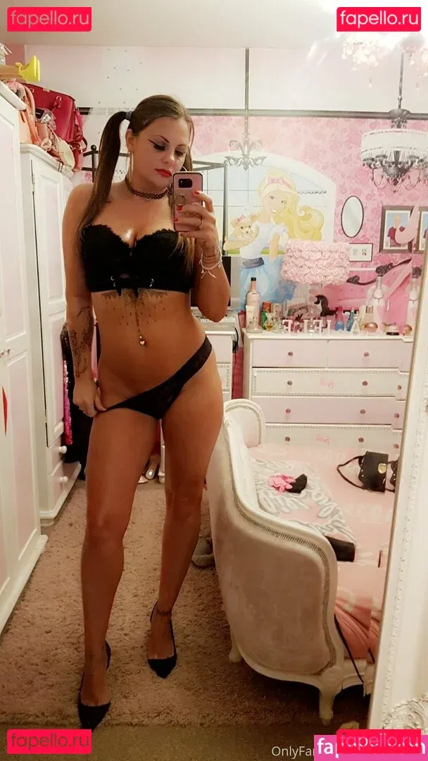 brb_kn Onlyfans Photo Gallery 