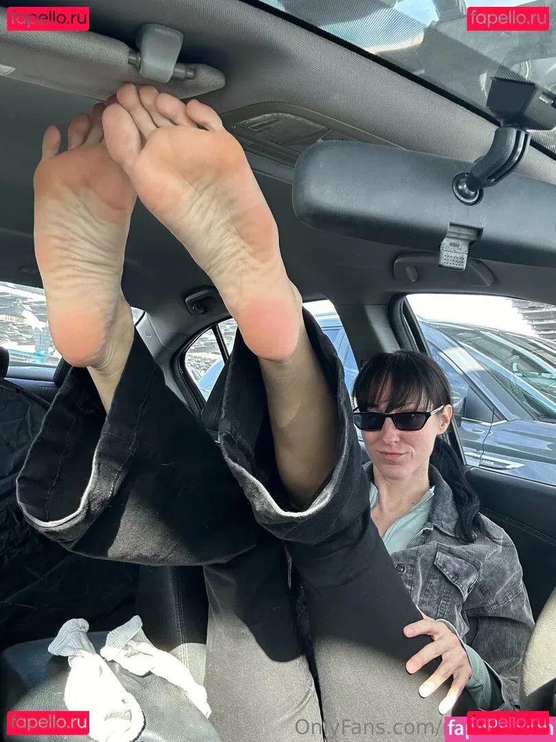 Dalia Maroe Onlyfans Photo Gallery 