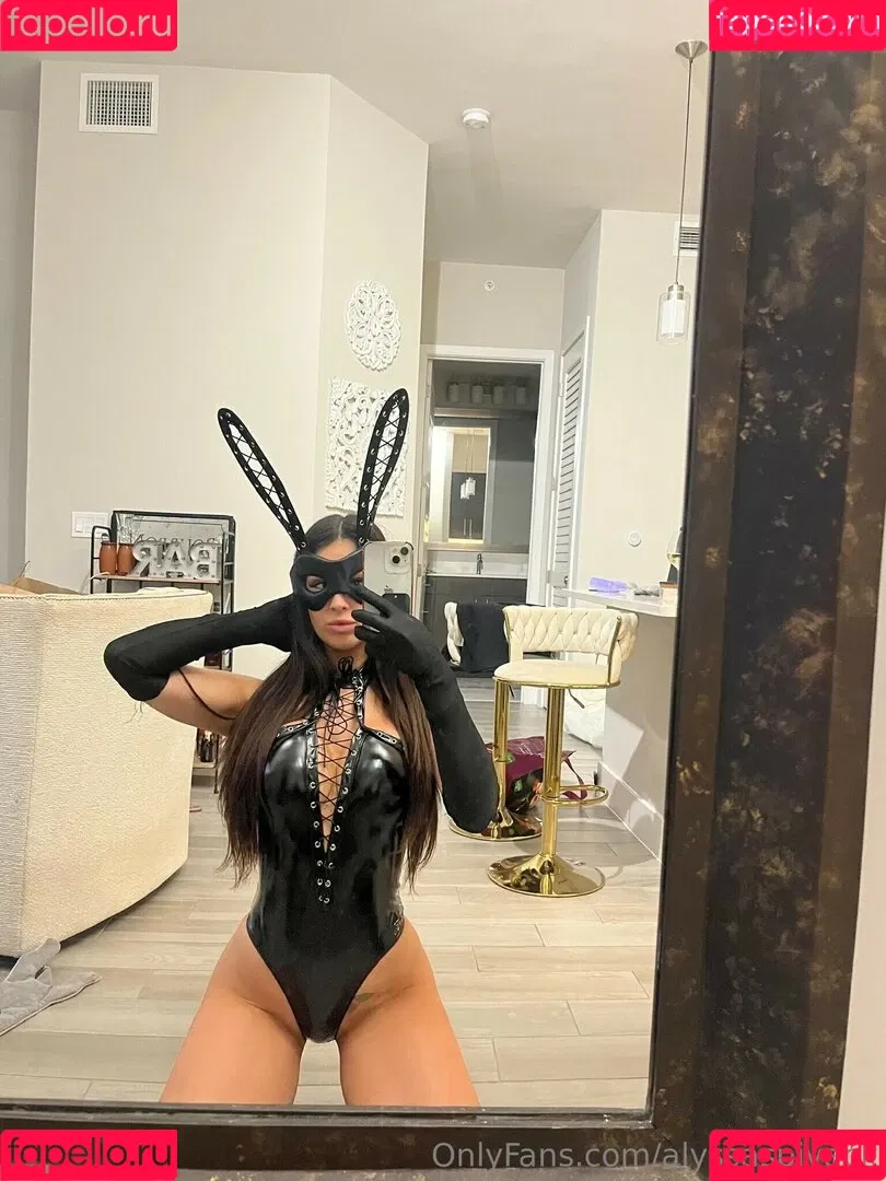 Alyssa Spivack Onlyfans Photo Gallery 