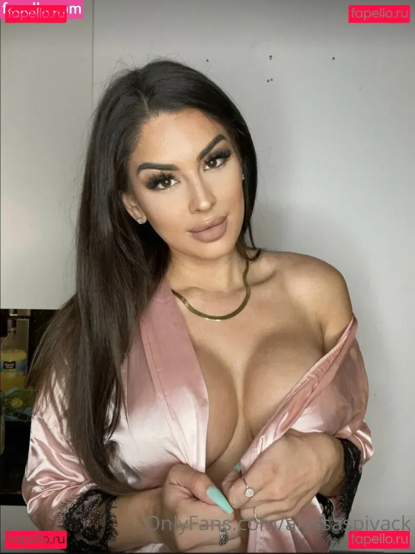 Alyssa Spivack Onlyfans Photo Gallery 