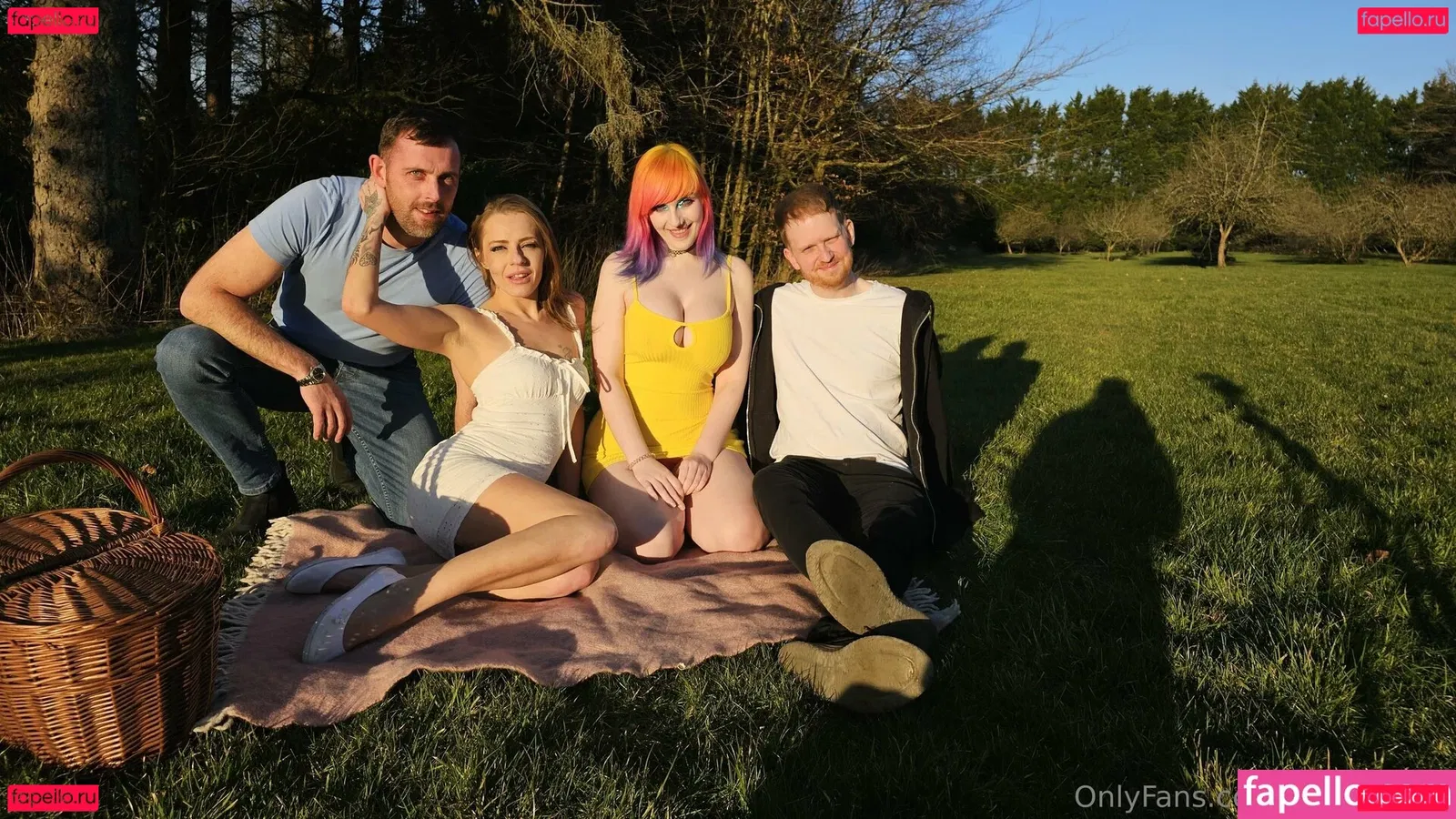 bimfcouple Onlyfans Photo Gallery 