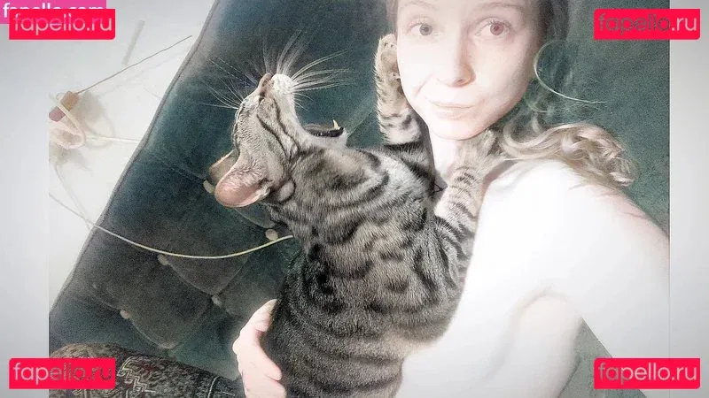 Infy Snow Onlyfans Photo Gallery 