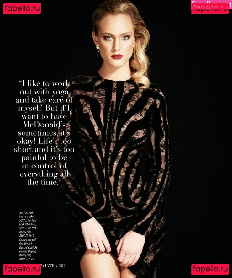 Nora Arnezeder Onlyfans Photo Gallery 