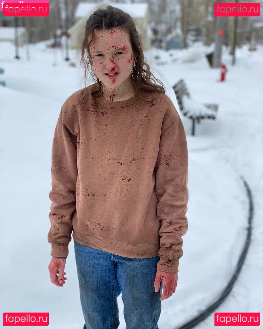 Bella Ramsey Onlyfans Photo Gallery 