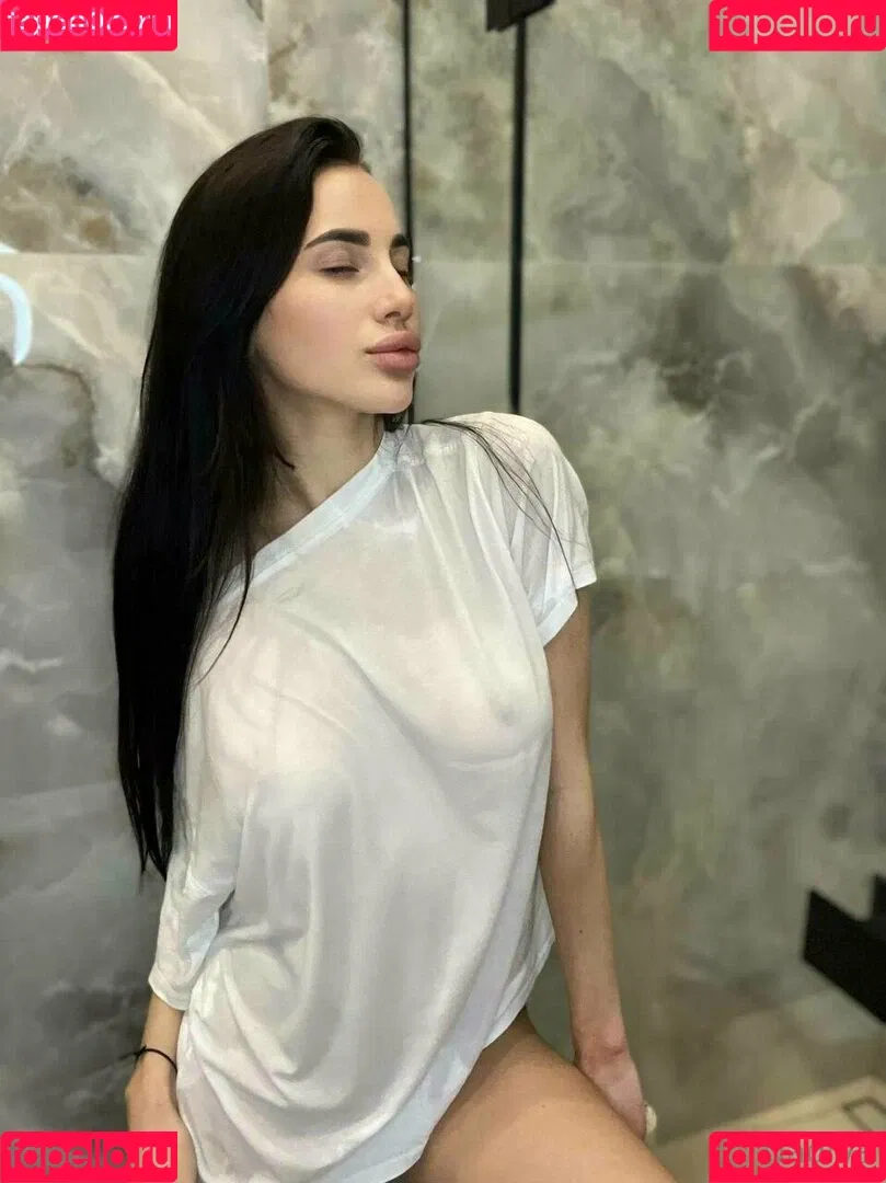 nadivipp Onlyfans Photo Gallery 