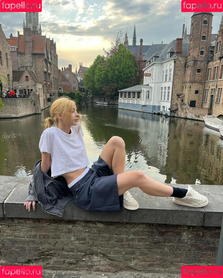 Thaiga Onlyfans Photo Gallery 