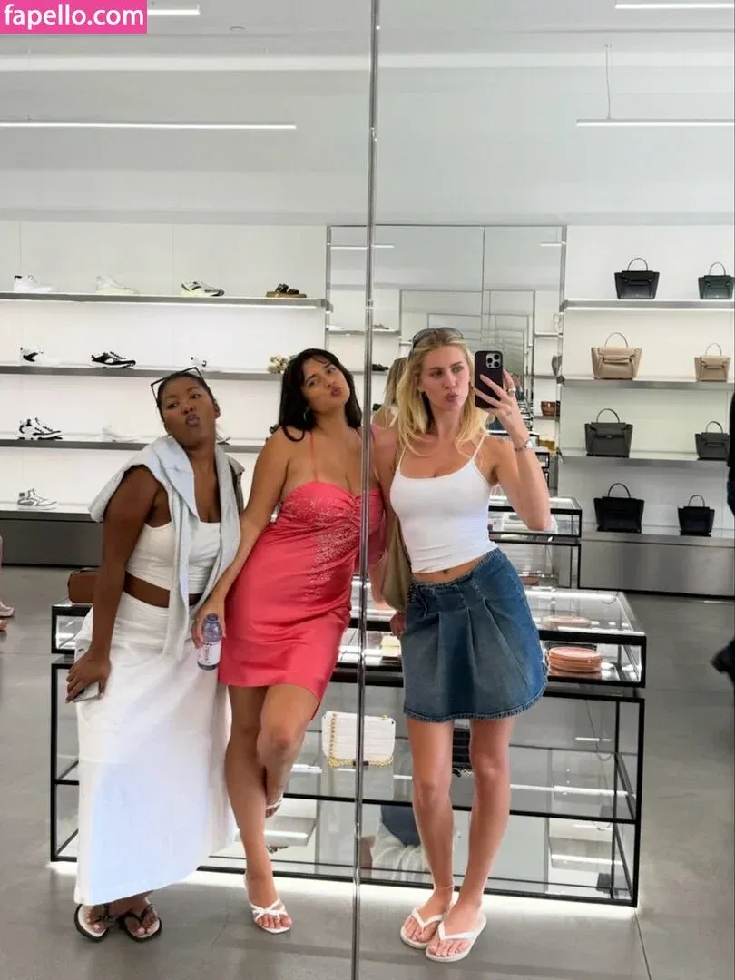 Sarah Curr Onlyfans Photo Gallery 