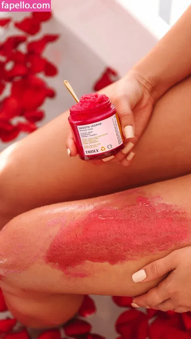 Sarah Curr Onlyfans Photo Gallery 