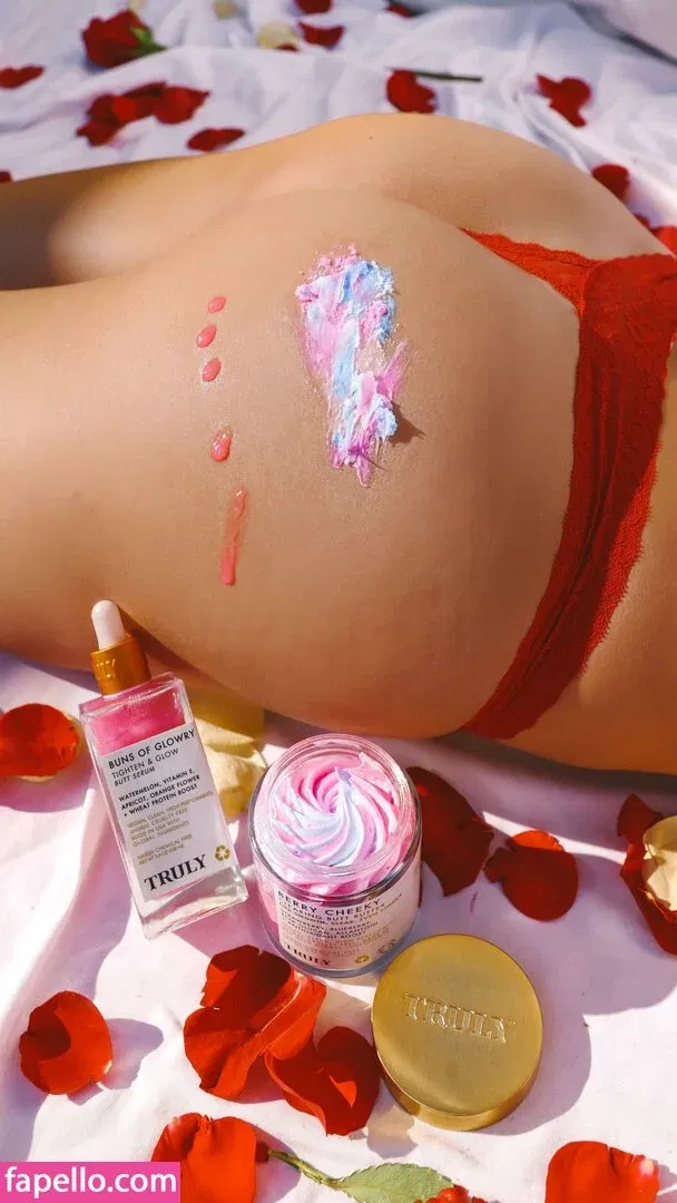 Sarah Curr Onlyfans Photo Gallery 