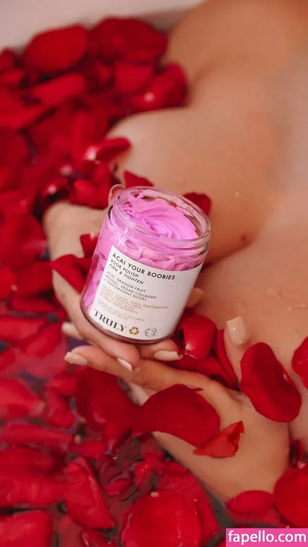 Sarah Curr Onlyfans Photo Gallery 