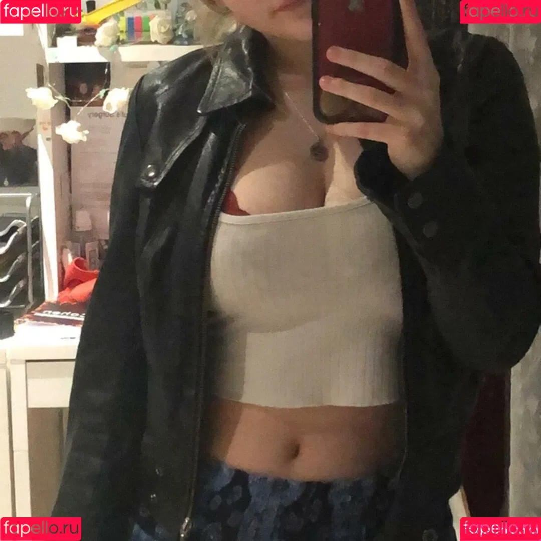 Mae Harper Onlyfans Photo Gallery 