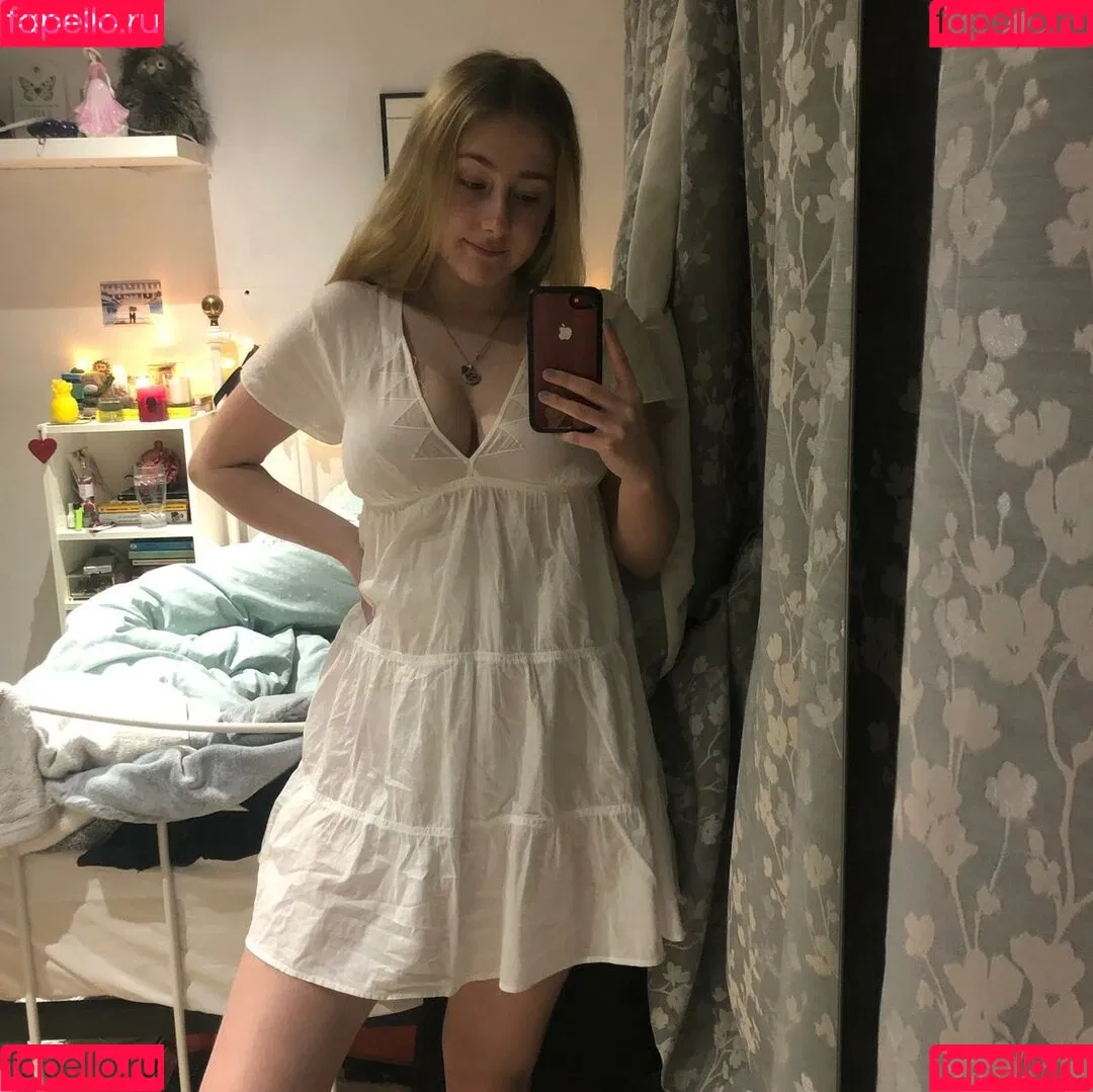 Mae Harper Onlyfans Photo Gallery 