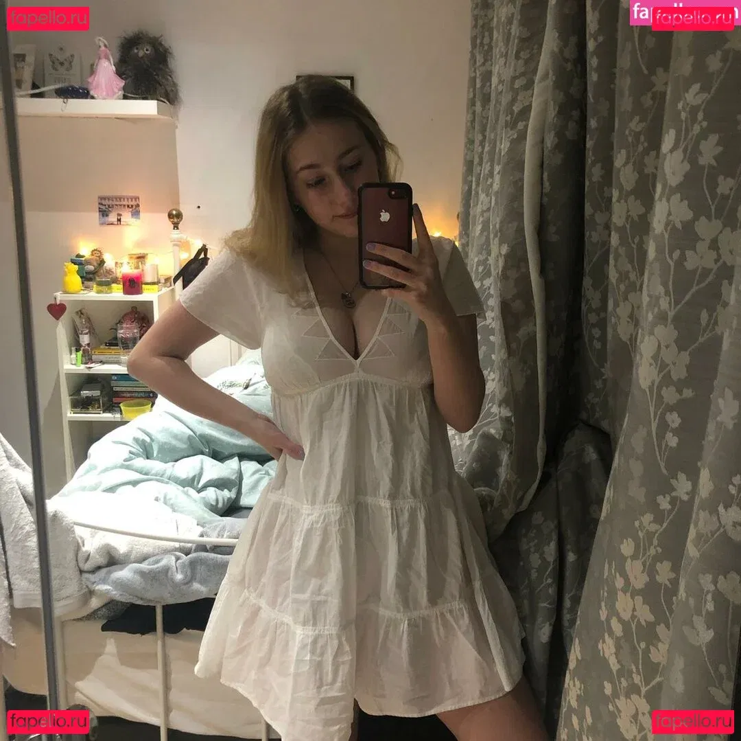 Mae Harper Onlyfans Photo Gallery 