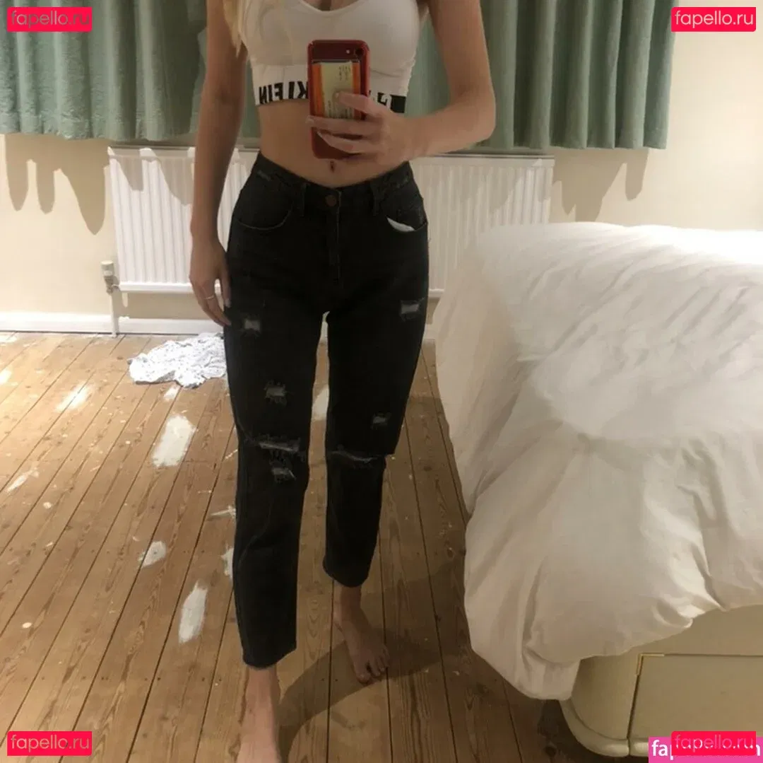 Mae Harper Onlyfans Photo Gallery 