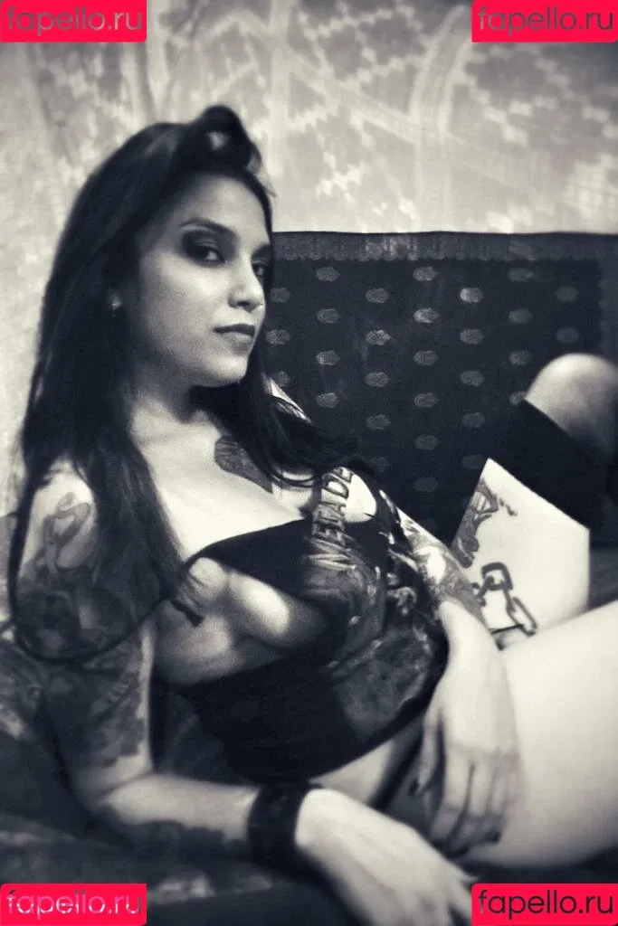 Valkyria Onlyfans Photo Gallery 