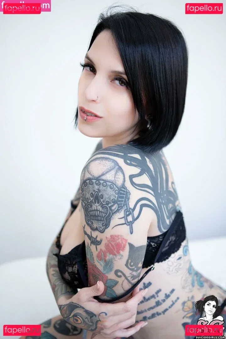 Valkyria Onlyfans Photo Gallery 