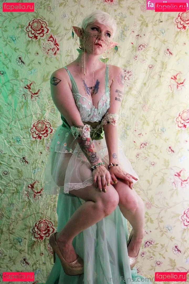 HaNaRi Onlyfans Photo Gallery 