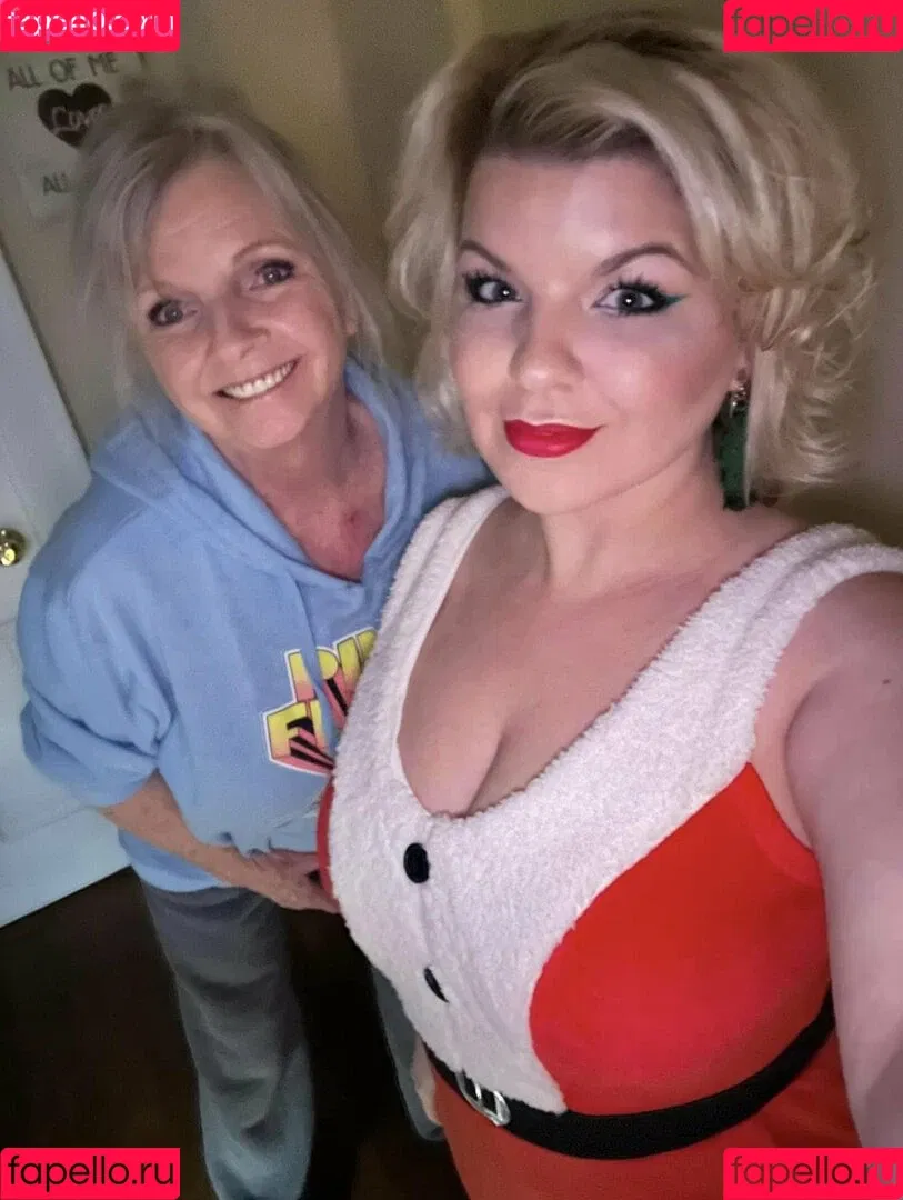 Salsa Nanny Onlyfans Photo Gallery 